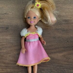 BARBIE Sister CHELSEA 2010 Doll Pink Dress Fur Blonde Pony Tail Mattel Girl Toy